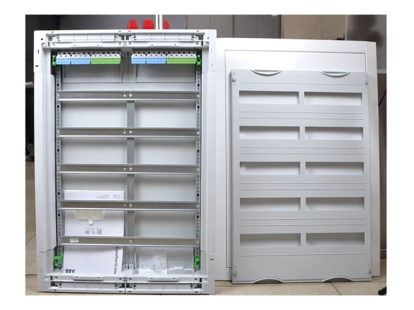 Щит в нишу ABB CU25V (2CPX052614R9999) на 120 модулей - купите по